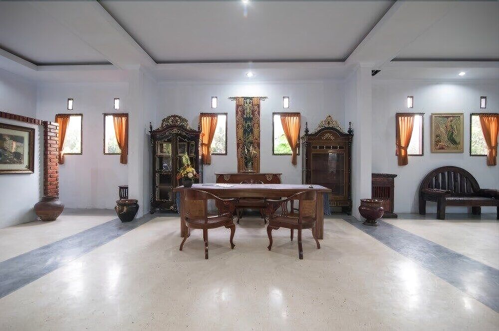 Отель Oyo 1840 Kubu Ubud Экстерьер фото