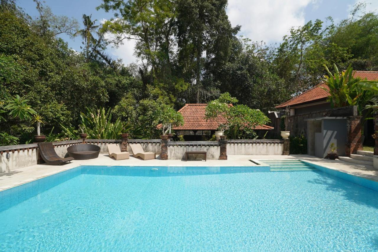 Отель Oyo 1840 Kubu Ubud Экстерьер фото