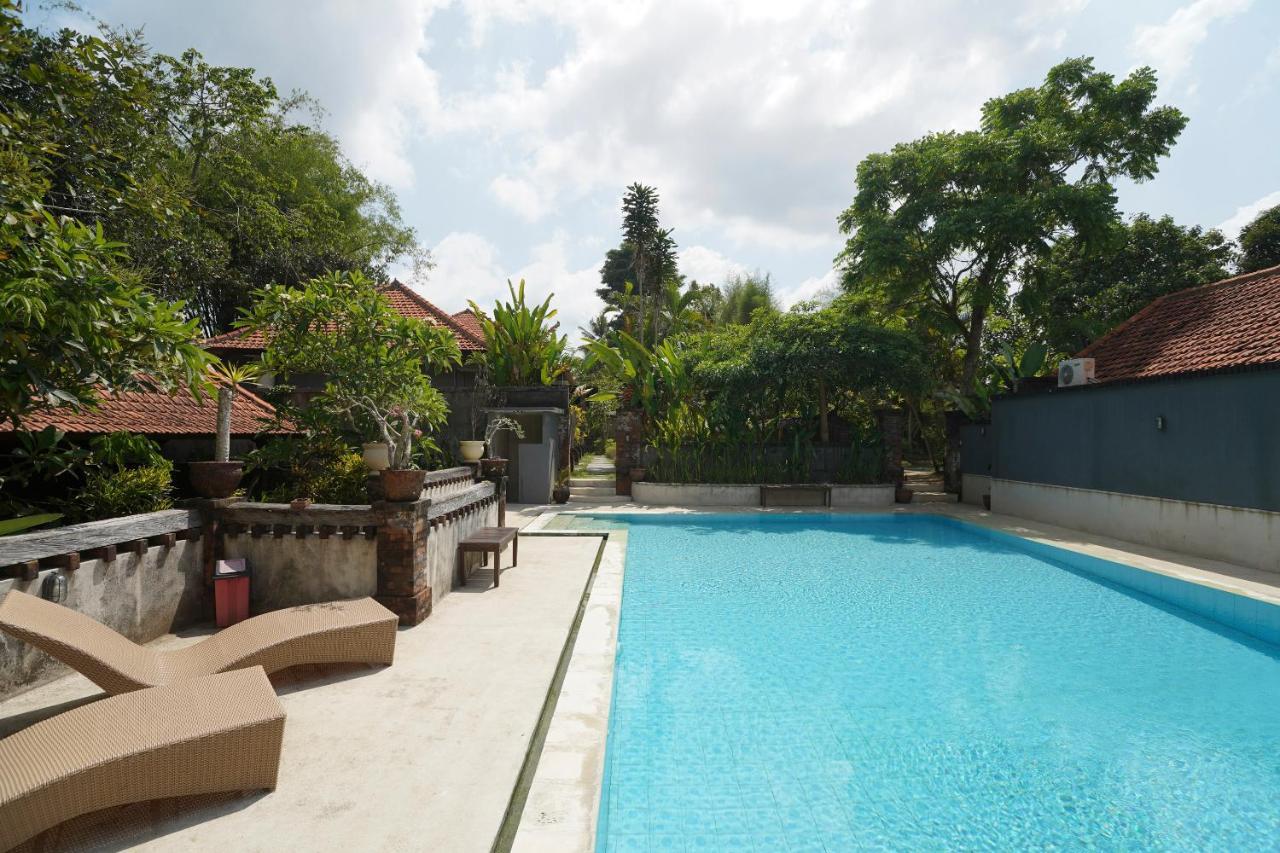 Отель Oyo 1840 Kubu Ubud Экстерьер фото