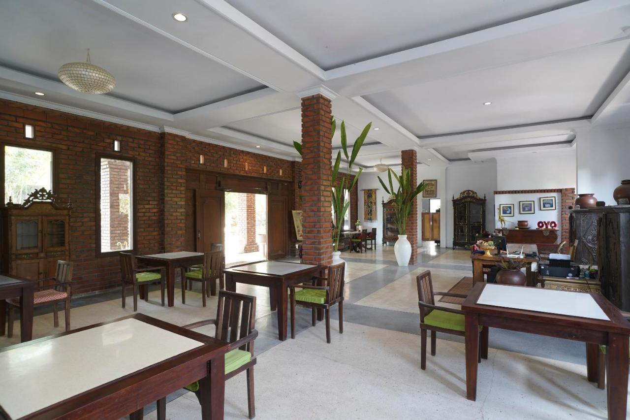 Отель Oyo 1840 Kubu Ubud Экстерьер фото
